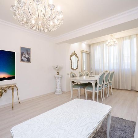 5A Beautiful Apartment In The Center Of The Capital Photo Original Єреван Екстер'єр фото